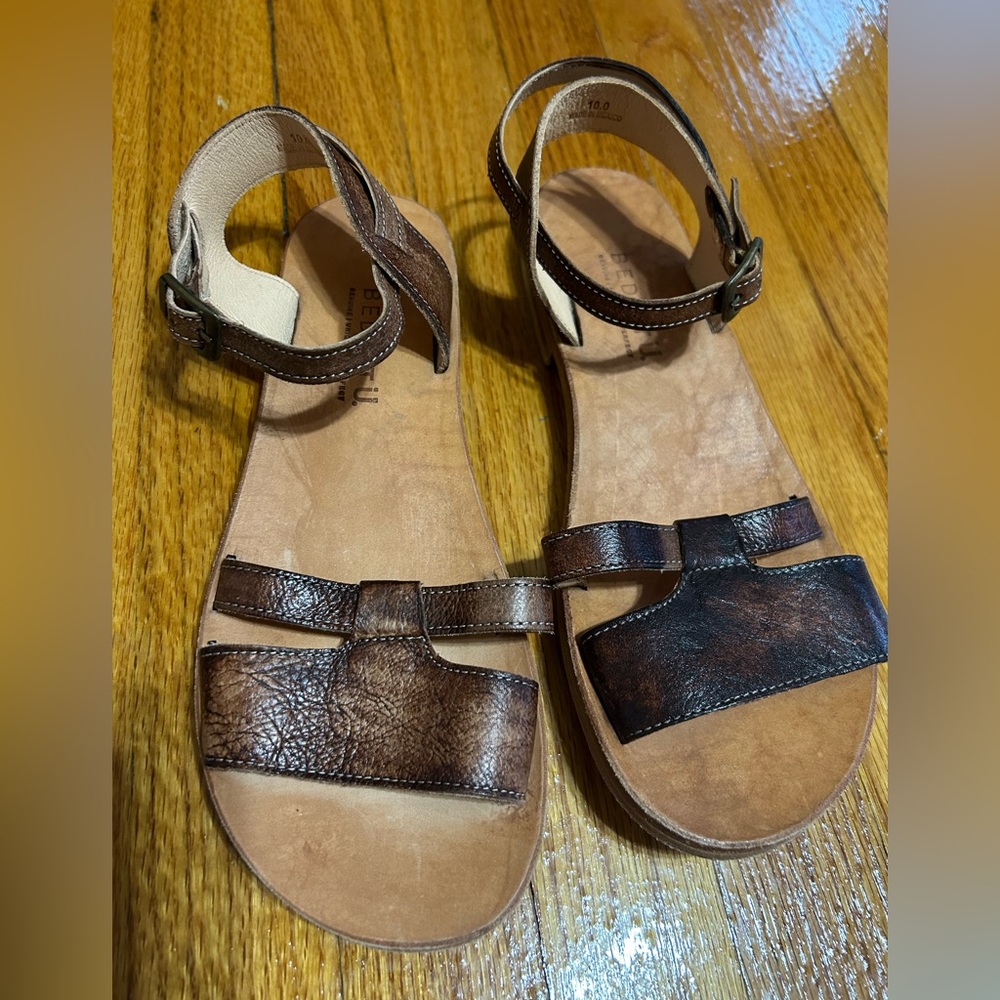 Bed Stu Bed|Stü Flat  Cross Strap Tan Rustic Leather Sandals Size 10